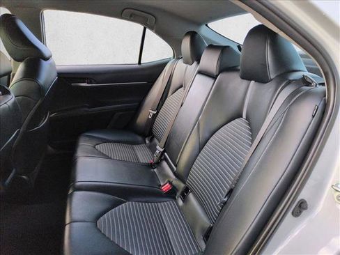 Used 2023 Toyota Camry SE FWD image 18