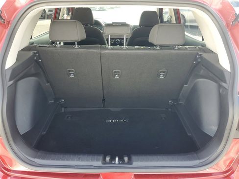 Used 2024 Hyundai Venue SEL image 8