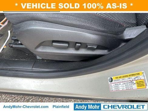 Used 2015 Chevrolet Equinox LT w/ Driver Convenience Package image 11