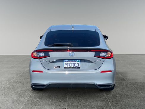 Used 2025 Honda Civic Sport image 4