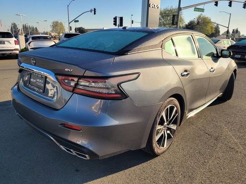Used 2023 Nissan Maxima SV w/ Floor Mat Group FWD image 4