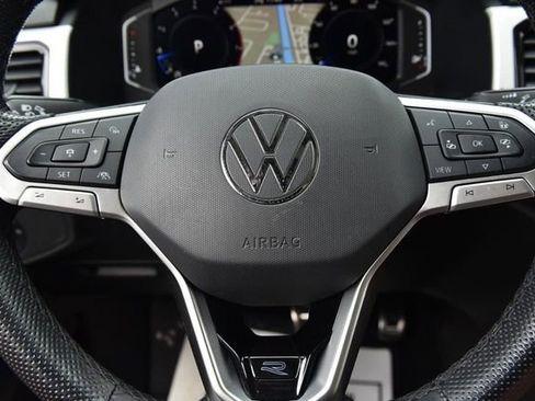 Used 2022 Volkswagen Atlas SEL Premium AWD/4WD image 18