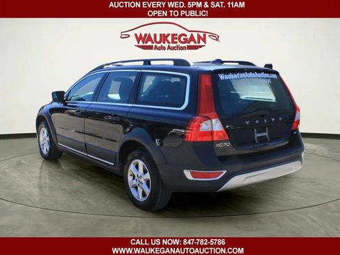 Used 2011 Volvo XC70 3.2 image 4
