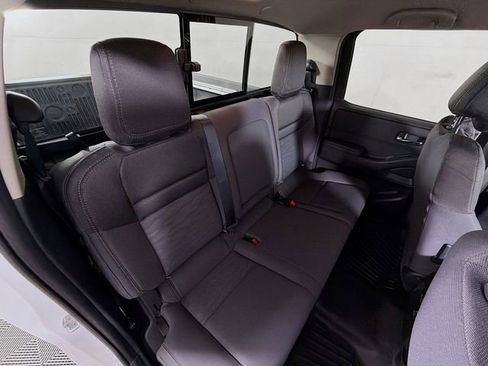 Certified 2024 Nissan Frontier SV w/ SV Convenience Package image 27