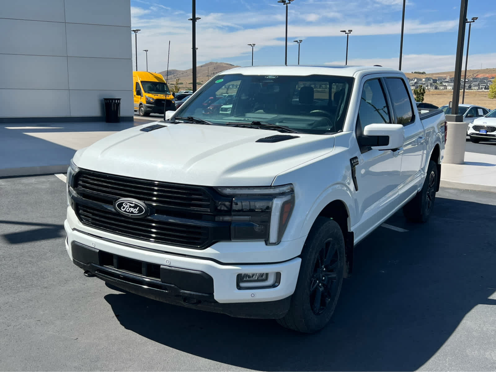 Used 2025 Ford F150 Platinum w/ FX4 Off-Road Package AWD/4WD image 2