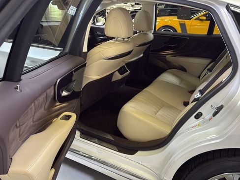 Used 2019 Lexus LS 500 F Sport image 25