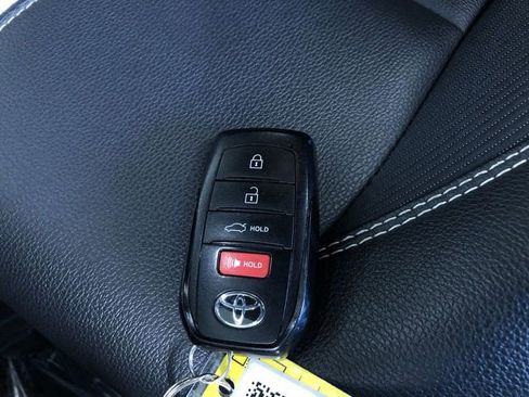 Certified 2025 Toyota Camry SE image 31