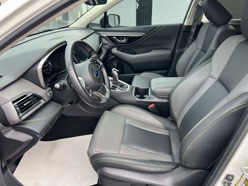 Used 2020 Subaru Outback Onyx Edition XT w/ Popular Package #2 image 10