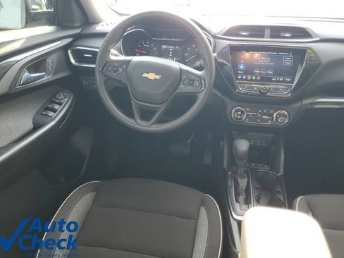 Certified 2023 Chevrolet TrailBlazer LT w/ Convenience Package FWD image 16
