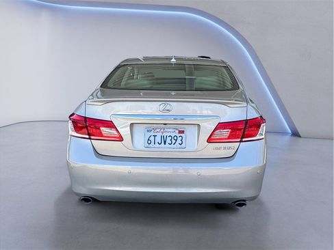 Used 2011 Lexus ES 350 FWD image 5