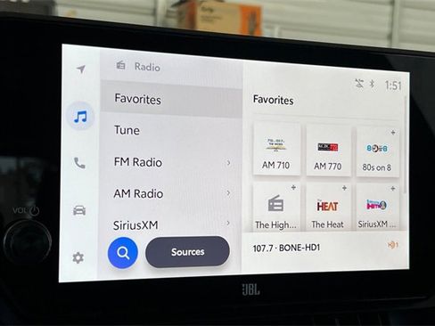 Used 2025 Toyota RAV4 XLE Premium image 16
