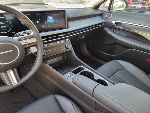 New 2025 Hyundai Sonata Limited image 24