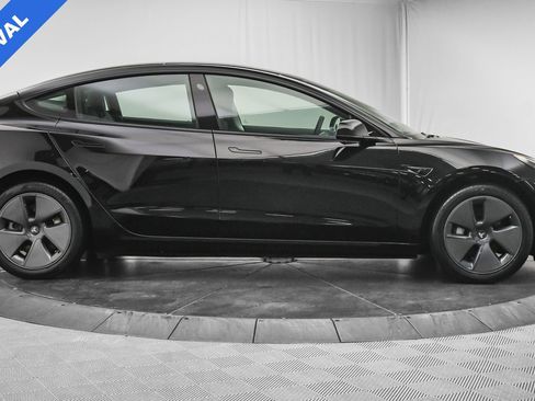 Used 2022 Tesla Model 3 image 11