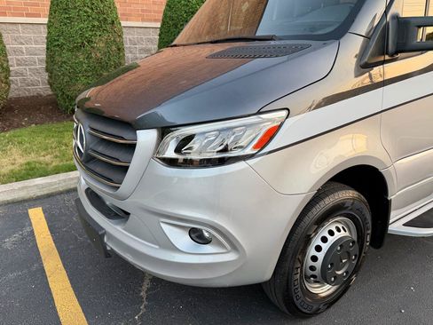 Used 2019 Mercedes-Benz Sprinter 170 image 27