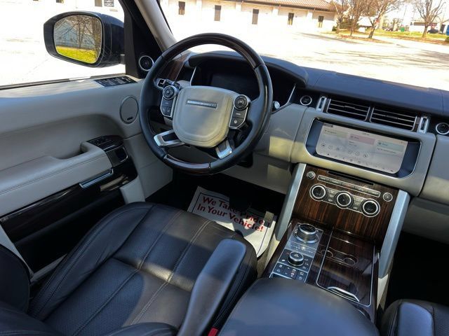 Used 2017 Land Rover Range Rover HSE AWD/4WD image 30
