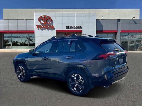 Used 2024 Toyota RAV4 XSE w/ Weather Package image 5