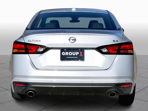 Used 2022 Nissan Altima 2.5 SR image 4