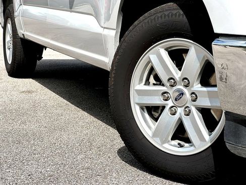Used 2023 Ford F150 XLT RWD image 2