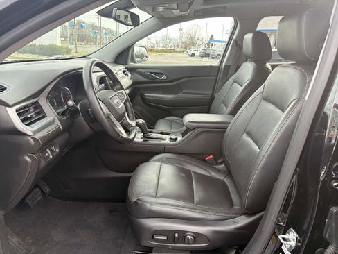 Used 2018 GMC Acadia SLT w/ LPO, Black Accent Package image 11