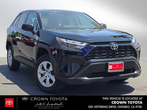 Used 2025 Toyota RAV4 LE FWD image 1
