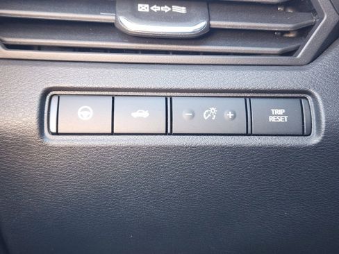 Used 2024 Nissan Altima 2.5 SL image 25