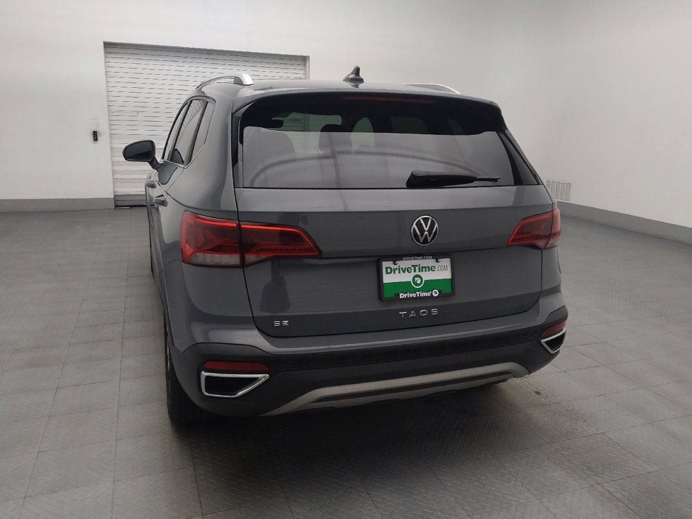 Used 2023 Volkswagen Taos SE FWD image 6