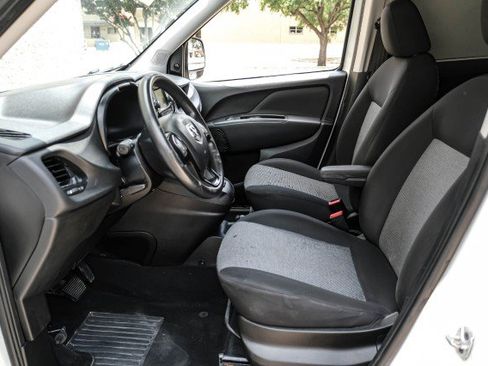 Used 2018 RAM ProMaster City Tradesman FWD image 3