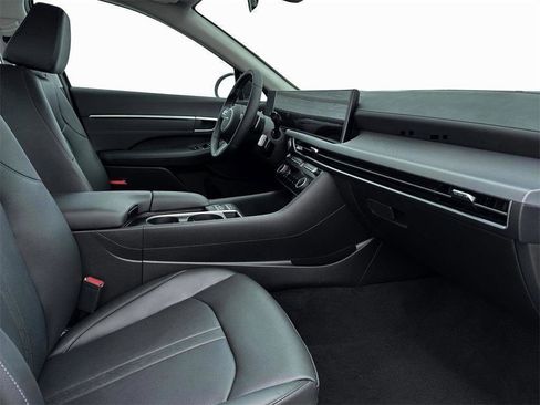 New 2026 Hyundai Sonata Limited image 15