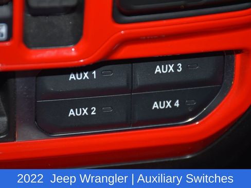 Used 2022 Jeep Wrangler Unlimited Sahara w/ Cold Weather Group image 24