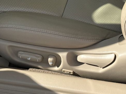 Used 2006 Toyota Solara SLE FWD image 23