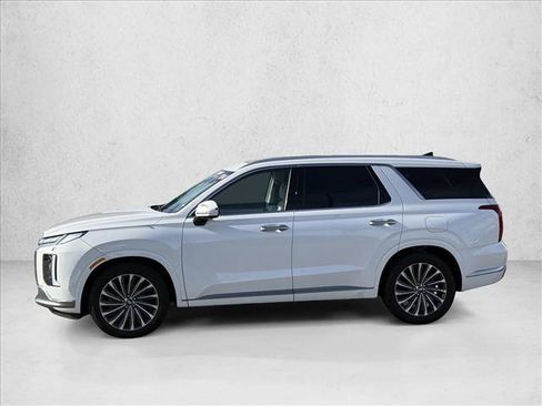 Used 2024 Hyundai Palisade Calligraphy image 8