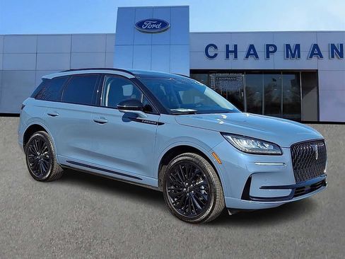 Used 2025 Lincoln Corsair AWD w/ Equipment Group 101A image 1