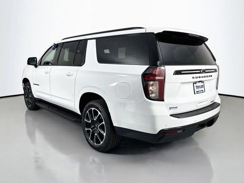 Used 2023 Chevrolet Suburban RST w/ Luxury Package AWD/4WD image 5