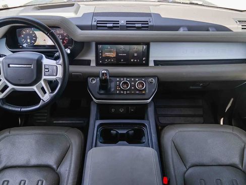 Used 2022 Land Rover Defender 110 SE AWD/4WD image 12
