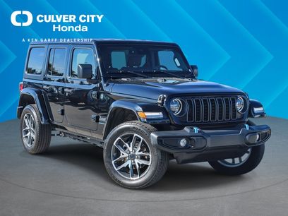 Used 2024 Jeep Wrangler Unlimited w/ Technology Group