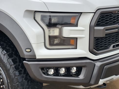 Used 2018 Ford F150 Raptor w/ Equipment Group 802A Luxury AWD/4WD image 7