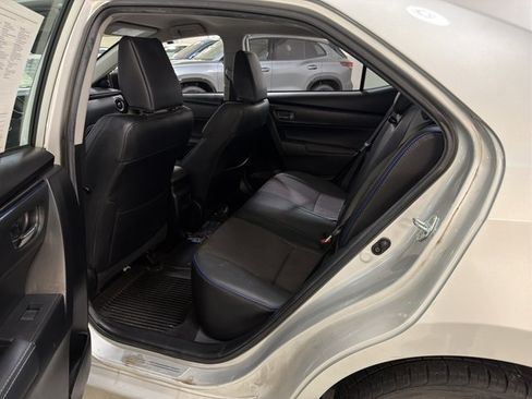 Used 2018 Toyota Corolla SE w/ Body Protection Package FWD image 8