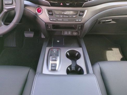 New 2026 Honda Ridgeline RTL image 17