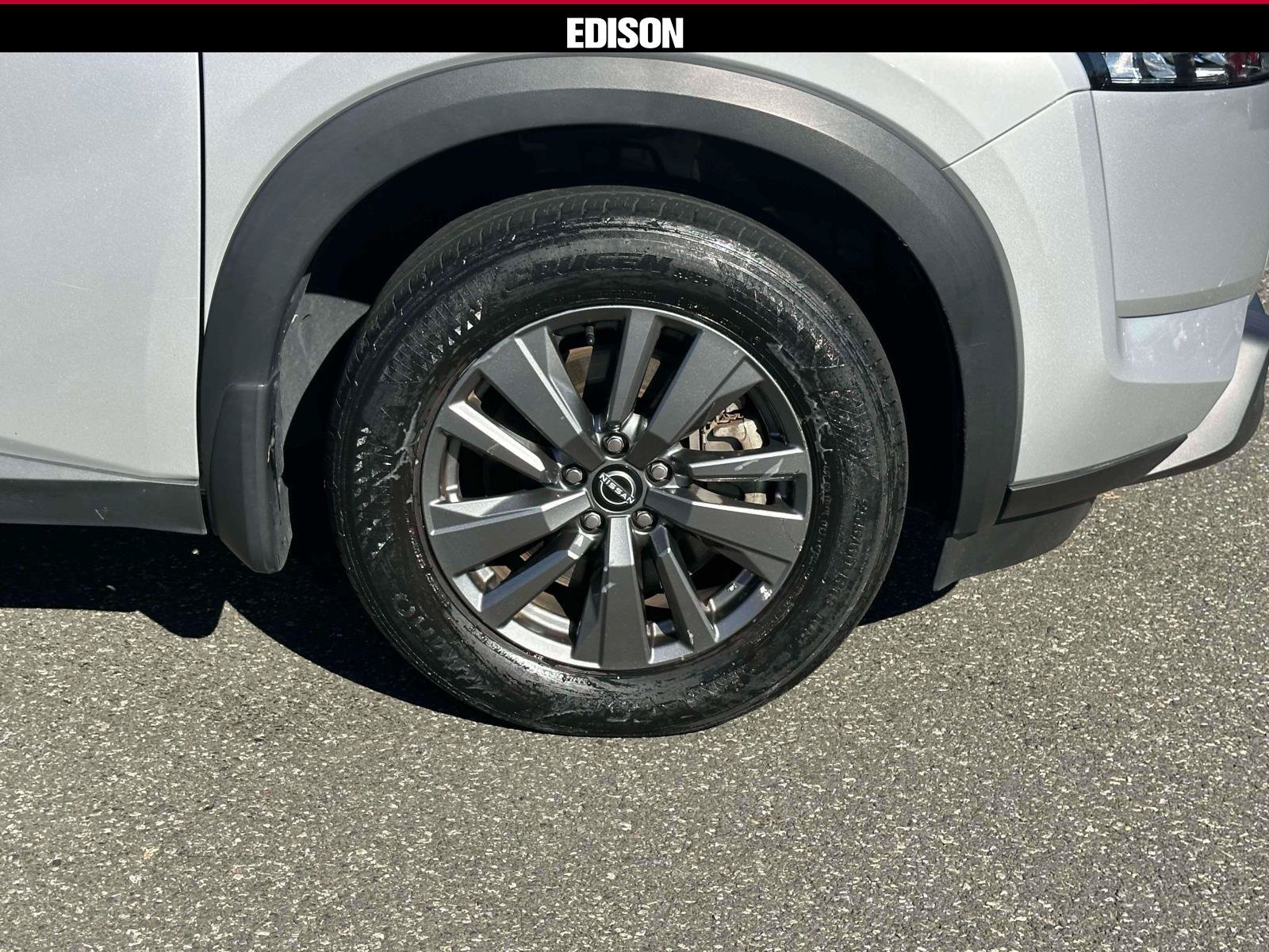 Used 2024 Nissan Pathfinder SV w/ Cargo Package AWD/4WD image 6