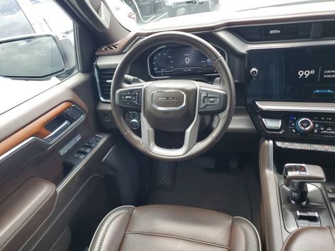 Used 2022 GMC Sierra 1500 Denali AWD/4WD image 13