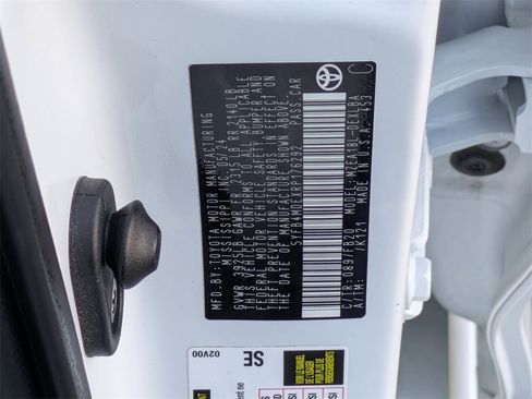 Used 2024 Toyota Corolla LE image 37