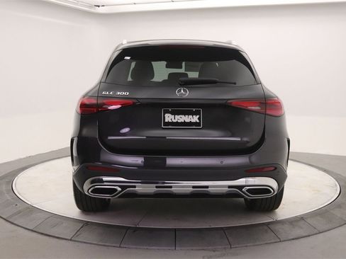 New 2026 Mercedes-Benz GLC 300 image 3