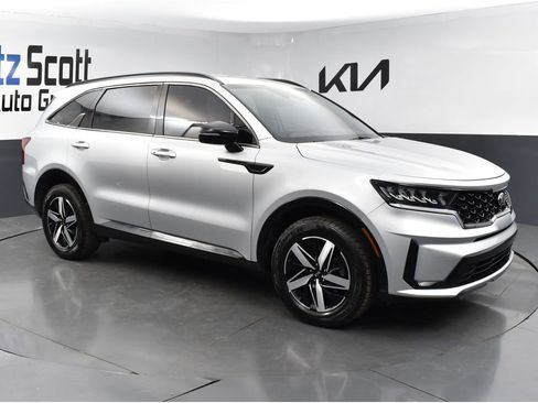 Used 2021 Kia Sorento S FWD image 7