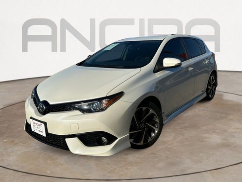 Used 2018 Toyota Corolla iM FWD image 4