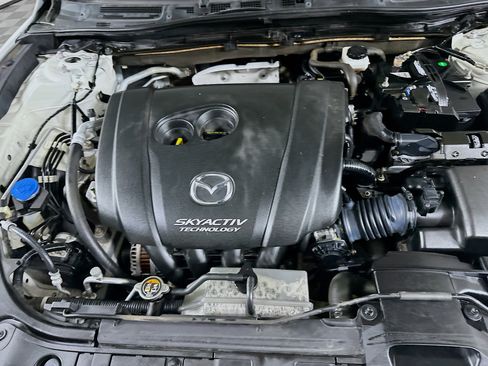 Used 2017 MAZDA MAZDA3 Sport image 32