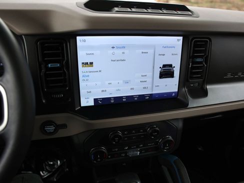 Certified 2022 Ford Bronco Wildtrak AWD/4WD image 24