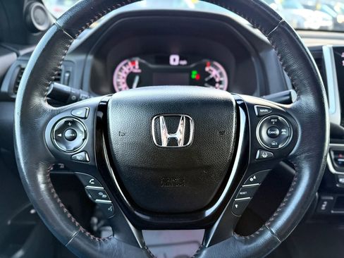 Used 2017 Honda Ridgeline Black Edition image 29