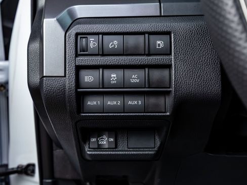 Used 2024 Toyota Tacoma TRD Sport image 21