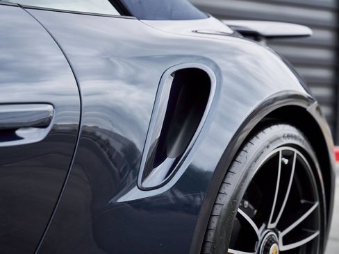 Used 2021 Porsche 911 Turbo S image 10