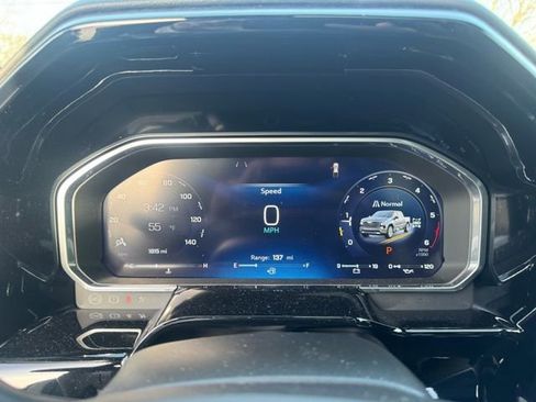 Used 2026 Chevrolet Silverado 1500 High Country w/ Technology Package image 20